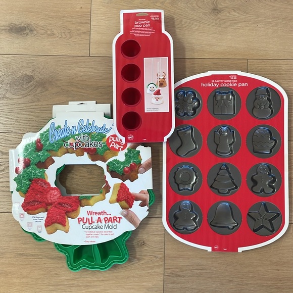 Holiday baking pans. Set of 3 - Picture 1 of 7